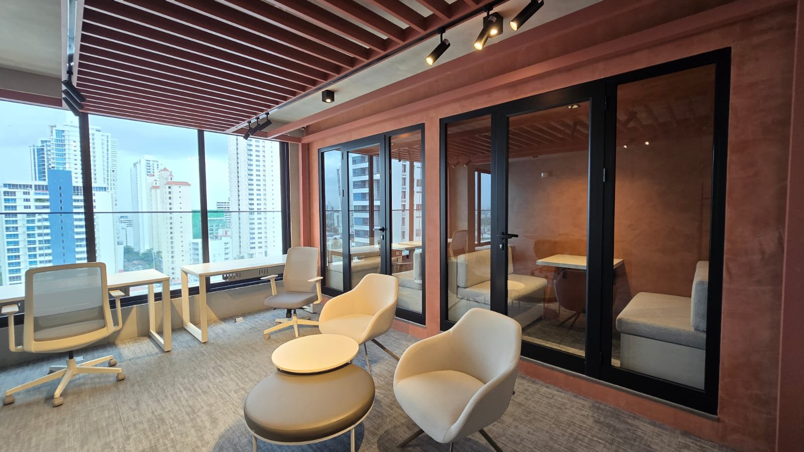 Apartamento Llave en Mano, Amoblado, Convertible a 2-recamaras: San Francisco, airbnb-friendly