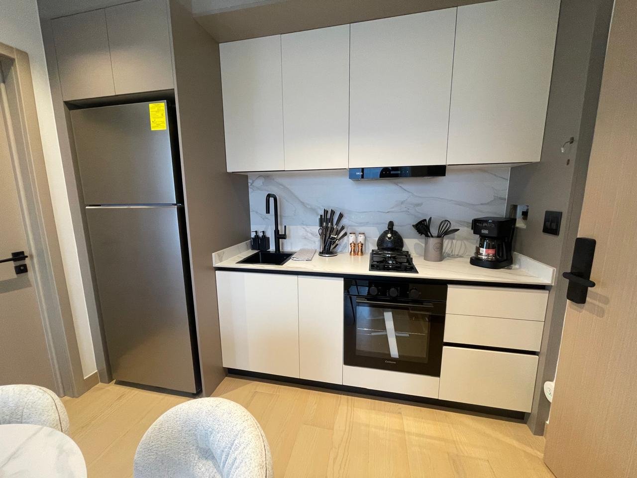 Apartamento Llave en Mano, Amoblado, Convertible a 2-recamaras: San Francisco, airbnb-friendly