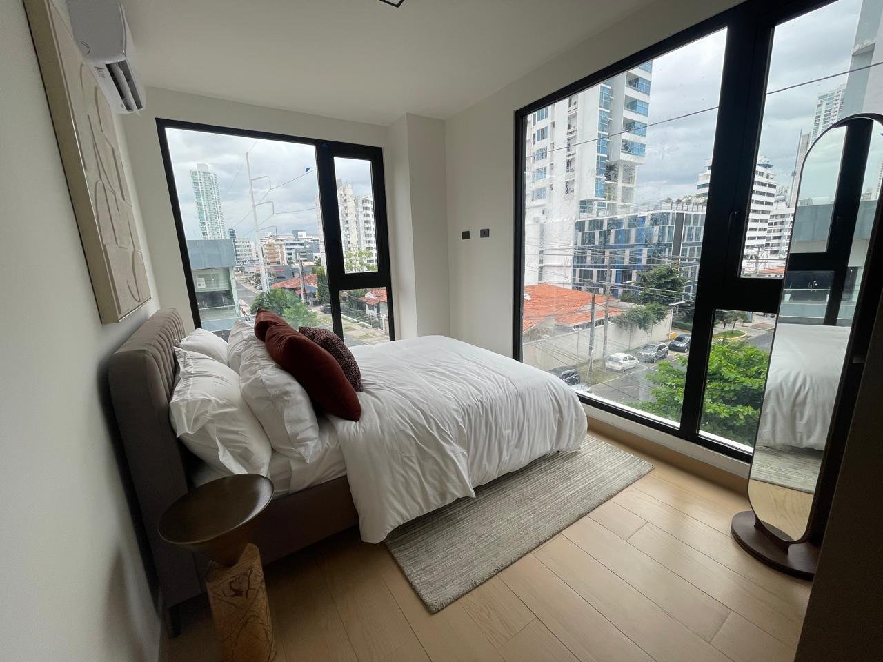 Apartamento Llave en Mano, Amoblado, Convertible a 2-recamaras: San Francisco, airbnb-friendly