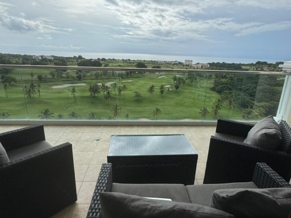 Playa Vistamar: Amplio Apartamento en Las Olas, Amoblado