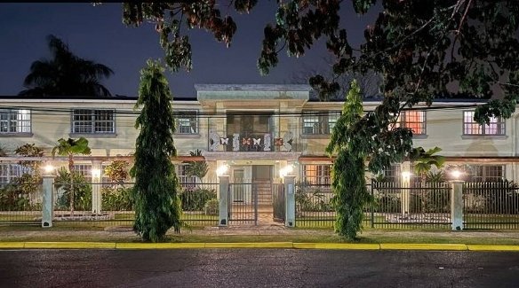 Clayton, Area Forestal – Cerca Ciudad del Saber: Casa / Edificio Amoblado, con 14 habitaciones