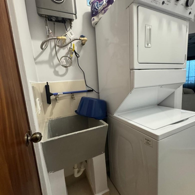 Playa Vistamar: Amplio Apartamento en Las Olas, Amoblado
