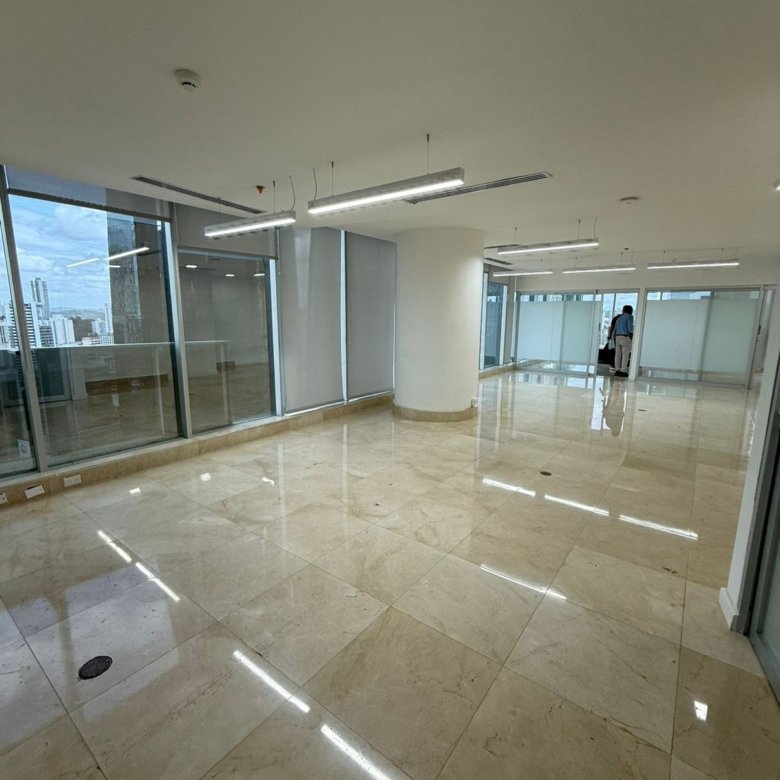 Oficina: Calle 50, Torre El Tornillo (F&F Tower) San Francisco