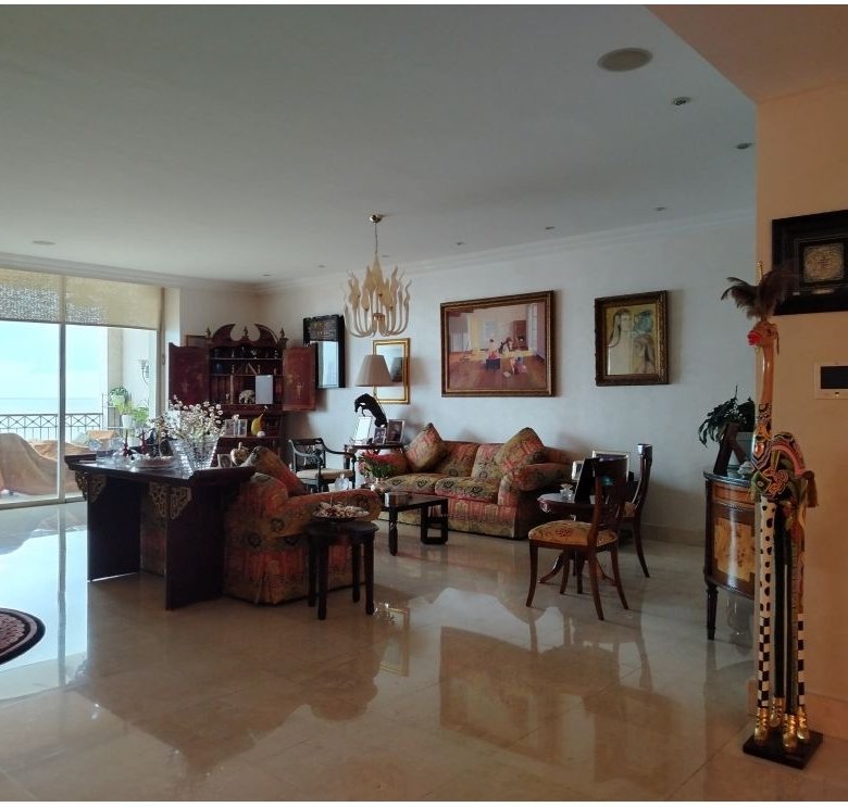 Punta Pacifica – Pacific Point, Frente Al Mar: Apartamento de Lujo