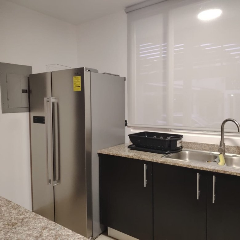 Casa Amoblada de Playa en Residencial Frente Al Mar – Coronado: Paradise Point