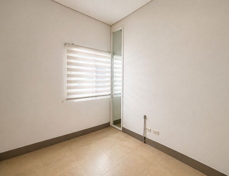 Obarrio / Area Bancaria – Local Comercial de Planta Baja