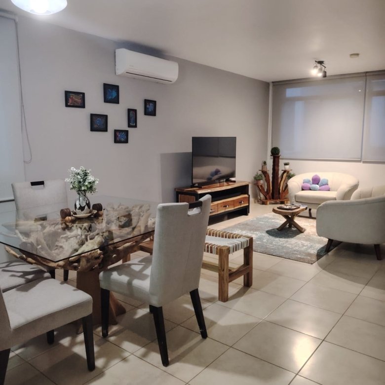 Casa Amoblada de Playa en Residencial Frente Al Mar – Coronado: Paradise Point