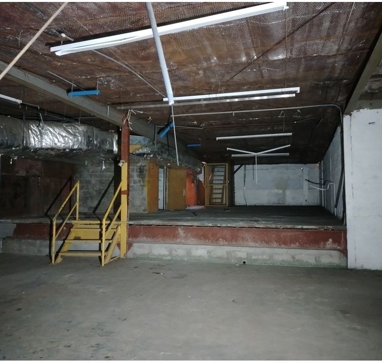Calidonia – Local Comercial / Edificio Completo: En esquina