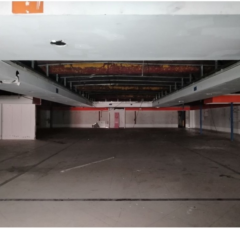 Calidonia – Local Comercial / Edificio Completo: En esquina