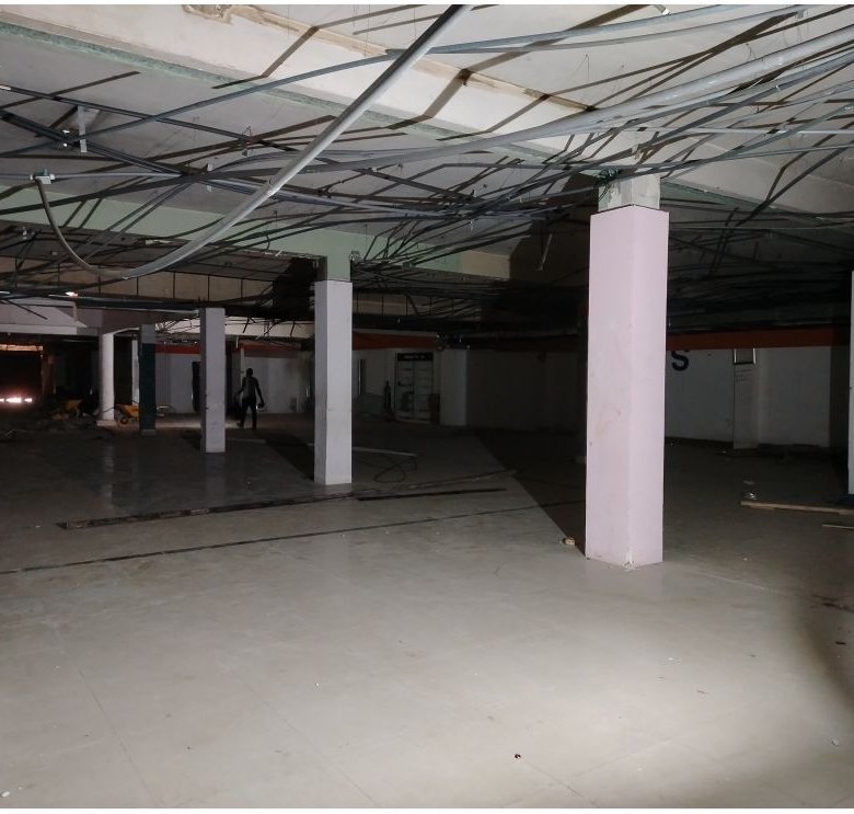 Calidonia – Local Comercial / Edificio Completo: En esquina