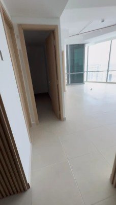 Oficina Amoblada o Sin Muebles, en Costa del Este: Piso Alto