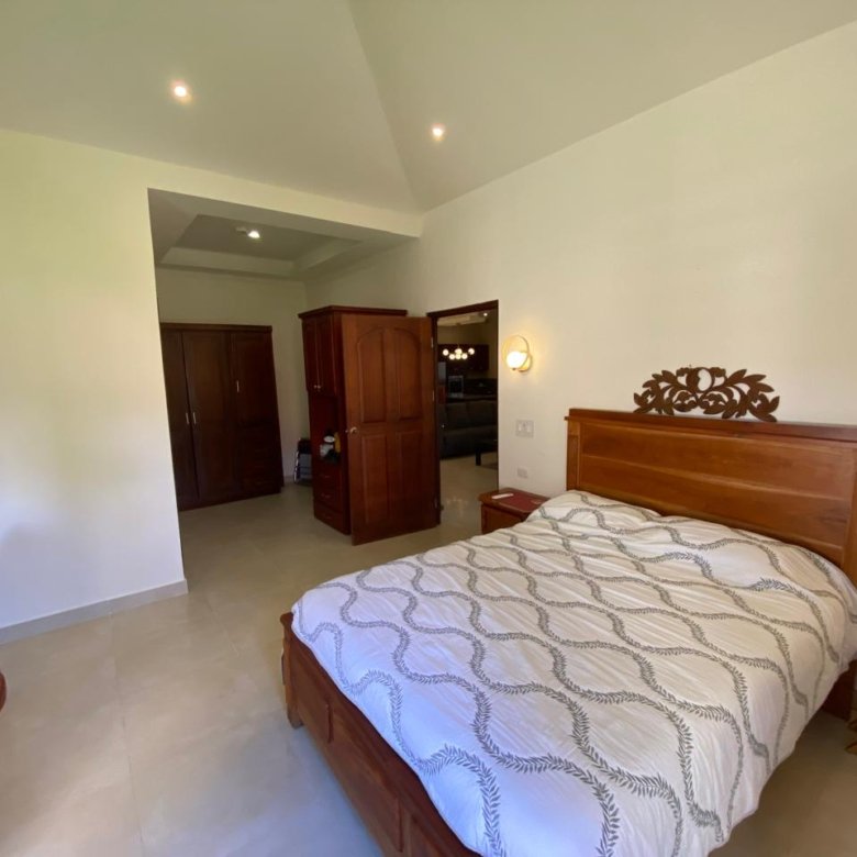 Casa de Playa, dentro de Campo de Golf, Amoblada: con 2000m2 de terreno