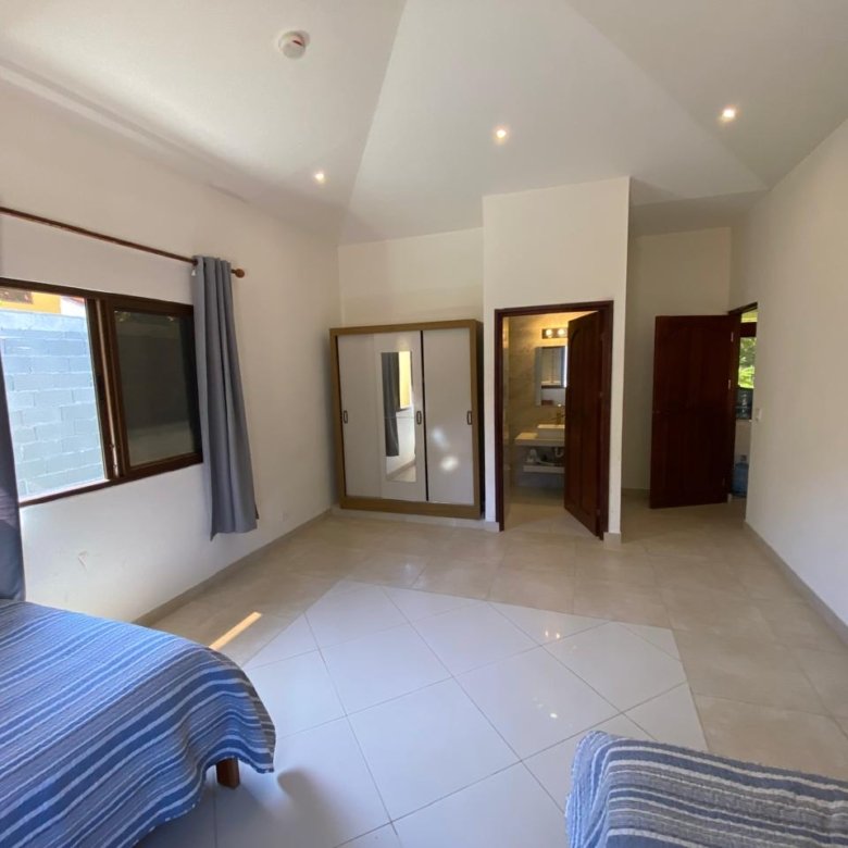 Casa de Playa, dentro de Campo de Golf, Amoblada: con 2000m2 de terreno