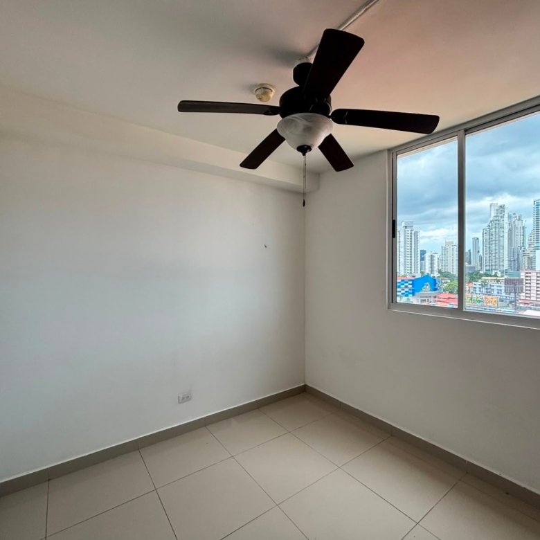 Apartamento en Perejil, Centro de la Ciudad, Cercano a Metro y sector de La Cresta