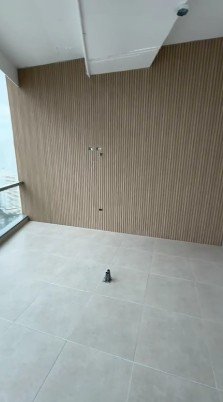 Oficina Amoblada o Sin Muebles, en Costa del Este: Piso Alto