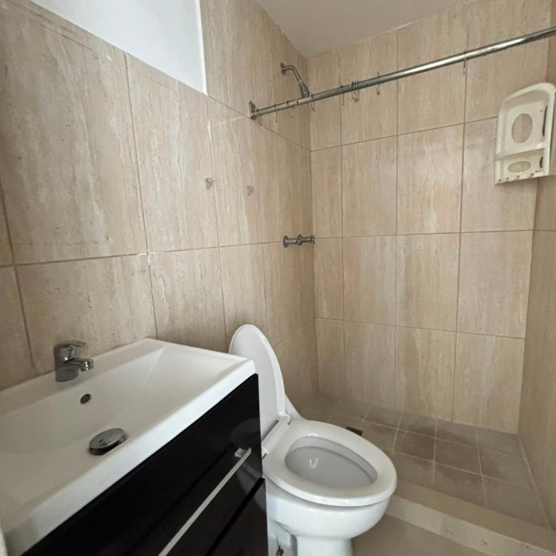 Apartamento en Perejil, Centro de la Ciudad, Cercano a Metro y sector de La Cresta