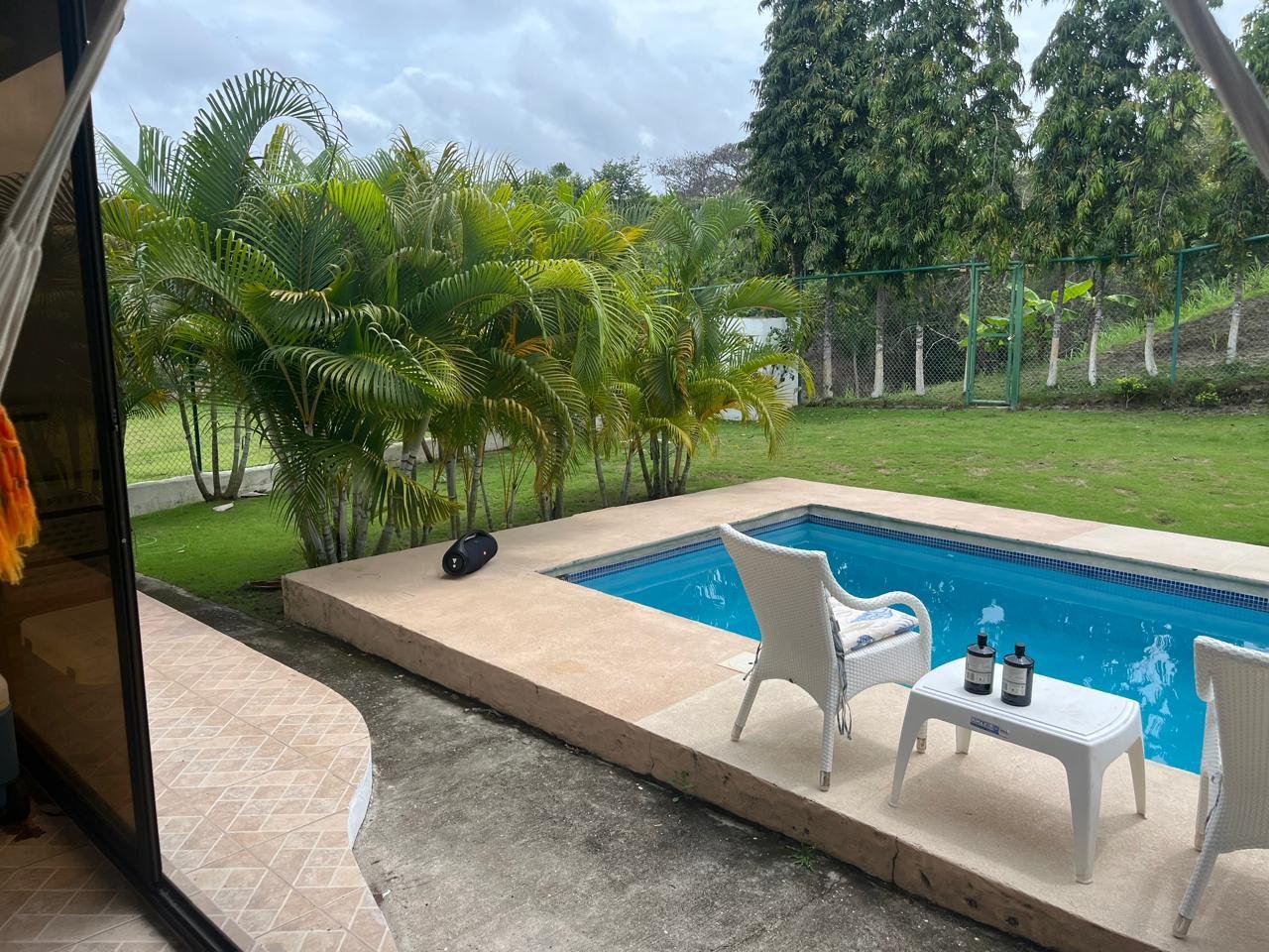 Casa – Villa de Playa, Piedras Gordas, Panama: con Piscina Privada y Jacuzzi