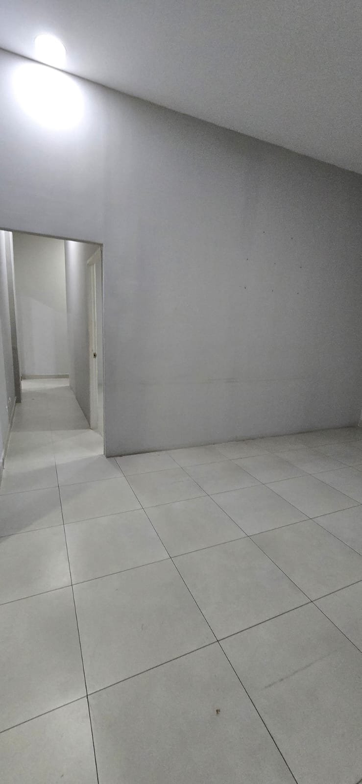 San Francisco / Altos del Golf: Local Comercial de Planta Alta, en Plaza con Estacionamientos