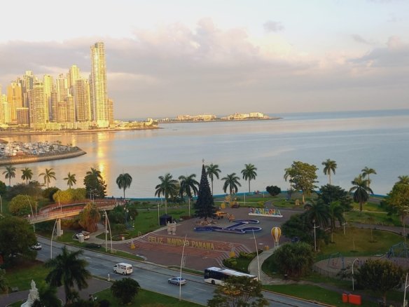 Av Balboa, Frente Al Mar: Rivage Hermoso Apartamento 2 Recamaras + 2 baños + 2 parking