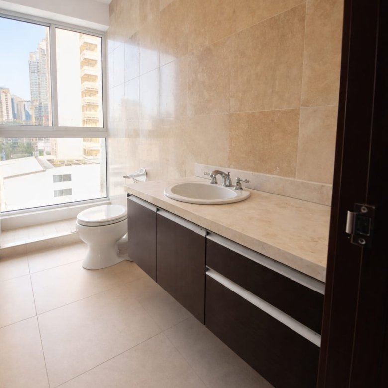 Av Balboa, Frente Al Mar: Rivage Hermoso Apartamento 2 Recamaras + 2 baños + 2 parking
