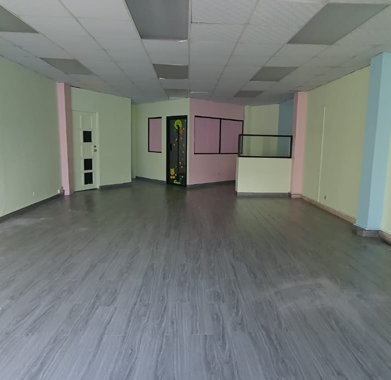 San Francisco, Calle 50: Local Comercial de Planta Baja, en Plaza Comercial