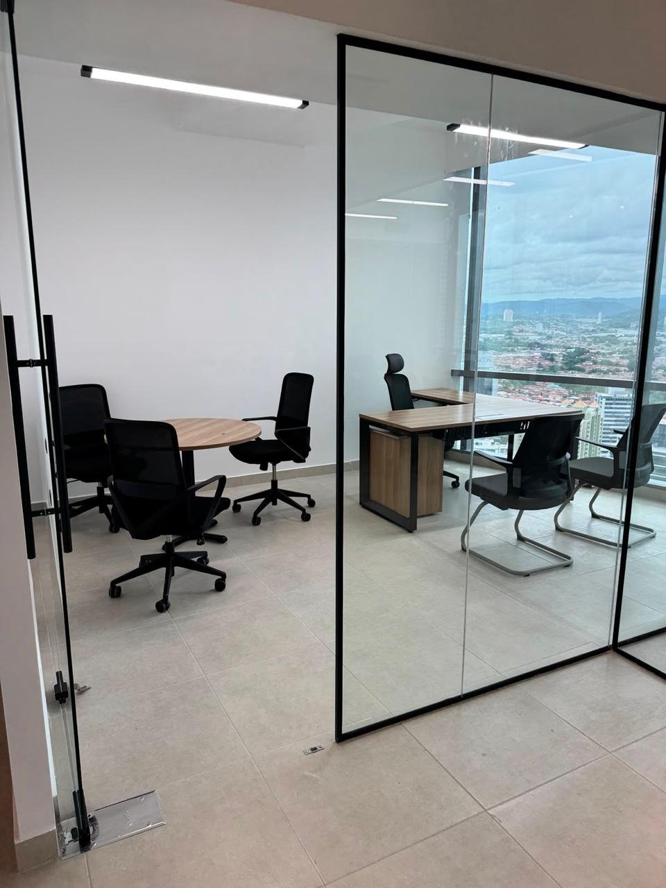 Costa del Este Financial Park: Alquilada con 11% Rentabilidad – Amoblada Total