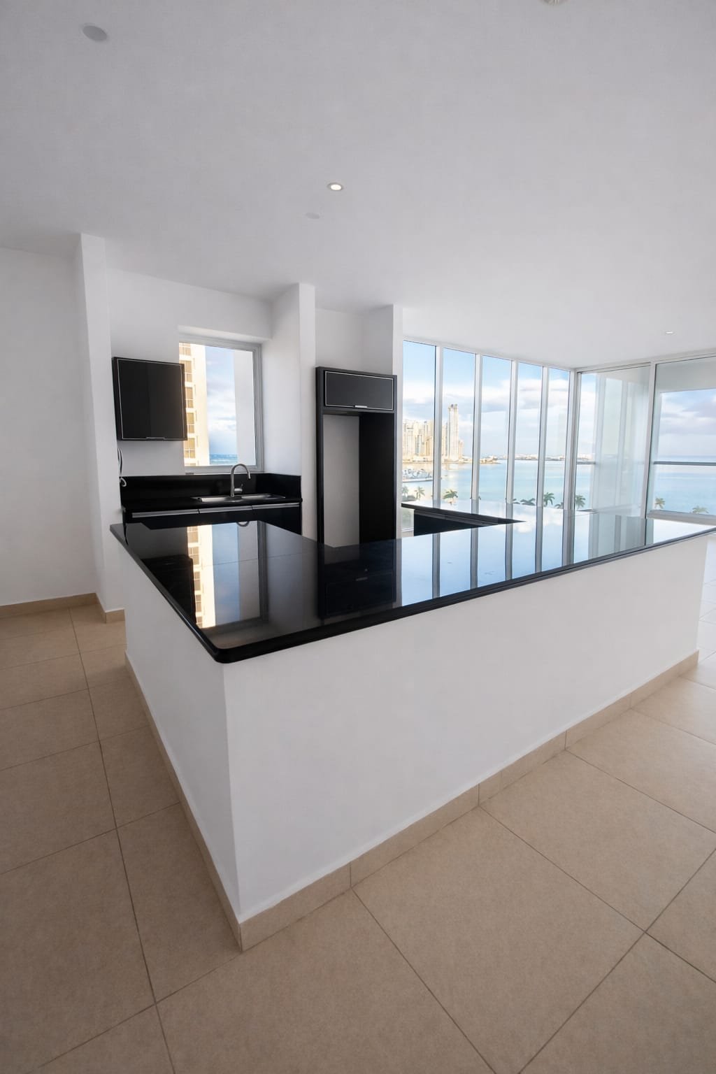 Av Balboa, Frente Al Mar: Rivage Hermoso Apartamento 2 Recamaras + 2 baños + 2 parking
