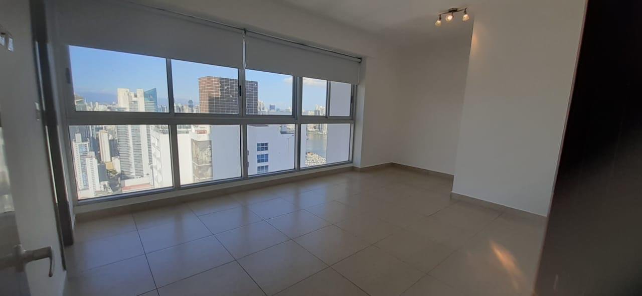 Av Balboa, Frente Al Mar: Rivage Hermoso Apartamento 1 Recamara, 1.5 Baños