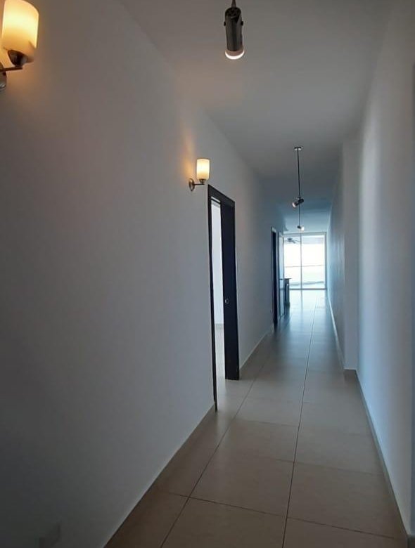 Av Balboa, Frente Al Mar: Rivage Hermoso Apartamento 1 Recamara, 1.5 Baños