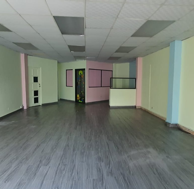San Francisco, Calle 50: Local Comercial de Planta Baja, en Plaza Comercial