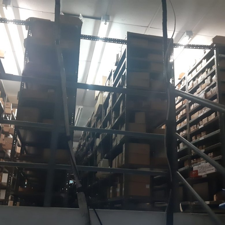 Posicione Su Negocio – Tumba Muerto: Planta Baja, Plaza con Seguridad 24hrs