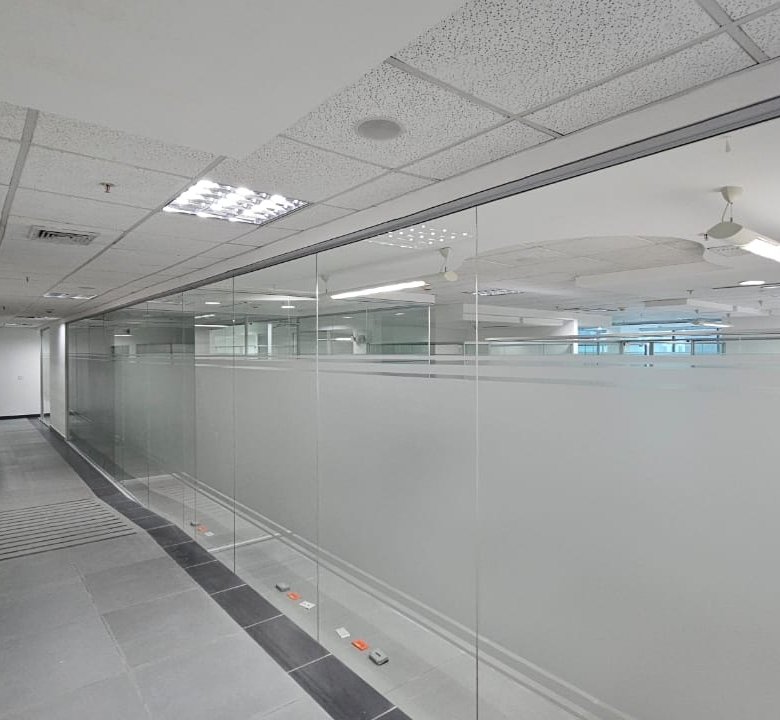 COSTA DEL ESTE – TORRE COMERCIAL PREMIUM: OFICINA DE 340M2 EN GRIS O TERMINADA