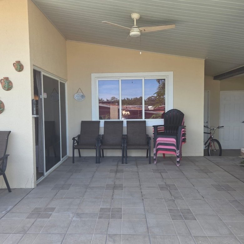 Playa Coronado: Casa Amoblada, Esquina, 2 terrazas, Seguridad, 3 Recamaras