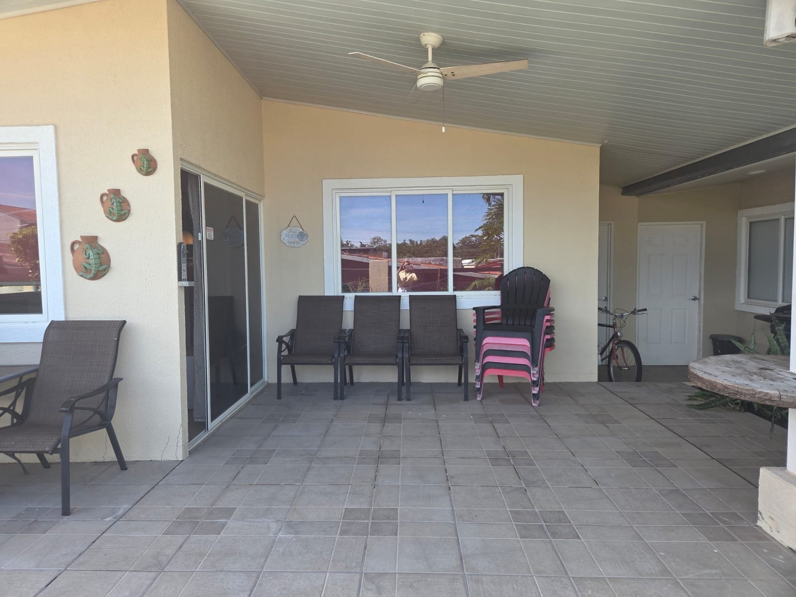 Playa Coronado: Casa Amoblada, Esquina, 2 terrazas, Seguridad, 3 Recamaras