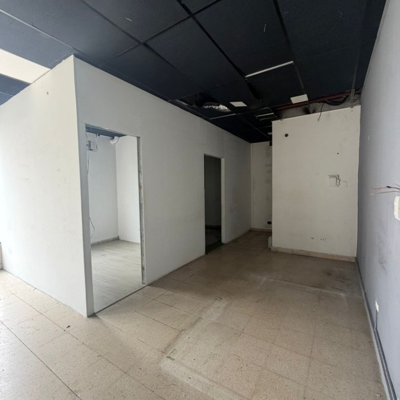 Planta Baja, Local Comercial, Vía España – Cercano a Hato Pintado, San Fernando