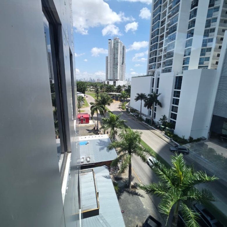 COSTA DEL ESTE – TORRE COMERCIAL PREMIUM: OFICINA DE 1480M2 ALQUILADA