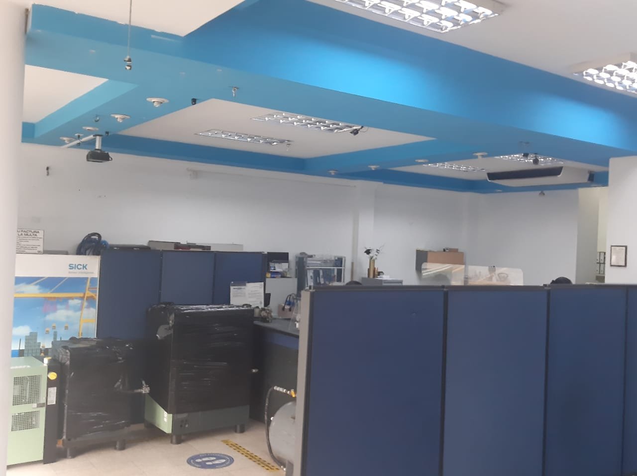 Posicione Su Negocio – Tumba Muerto: Planta Baja, Plaza con Seguridad 24hrs