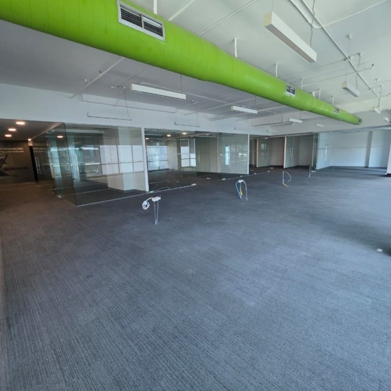COSTA DEL ESTE – TORRE COMERCIAL PREMIUM: OFICINA DE 1480M2 ALQUILADA