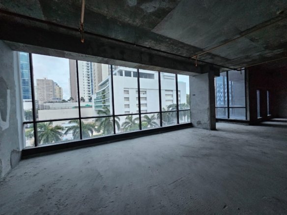 COSTA DEL ESTE – TORRE COMERCIAL PREMIUM: OFICINA DE 340M2 EN GRIS O TERMINADA