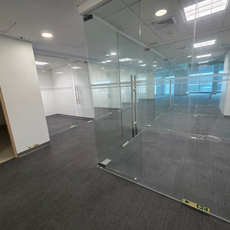 COSTA DEL ESTE – TORRE COMERCIAL PREMIUM: OFICINA DE 1480M2 ALQUILADA