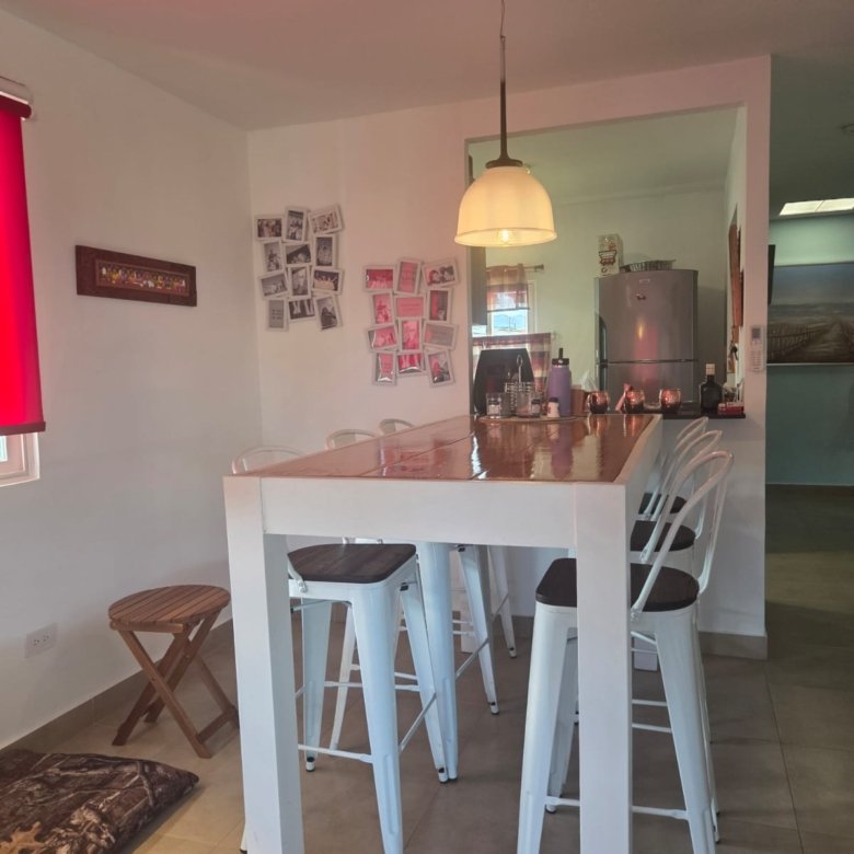 Playa Coronado: Casa Amoblada, Esquina, 2 terrazas, Seguridad, 3 Recamaras