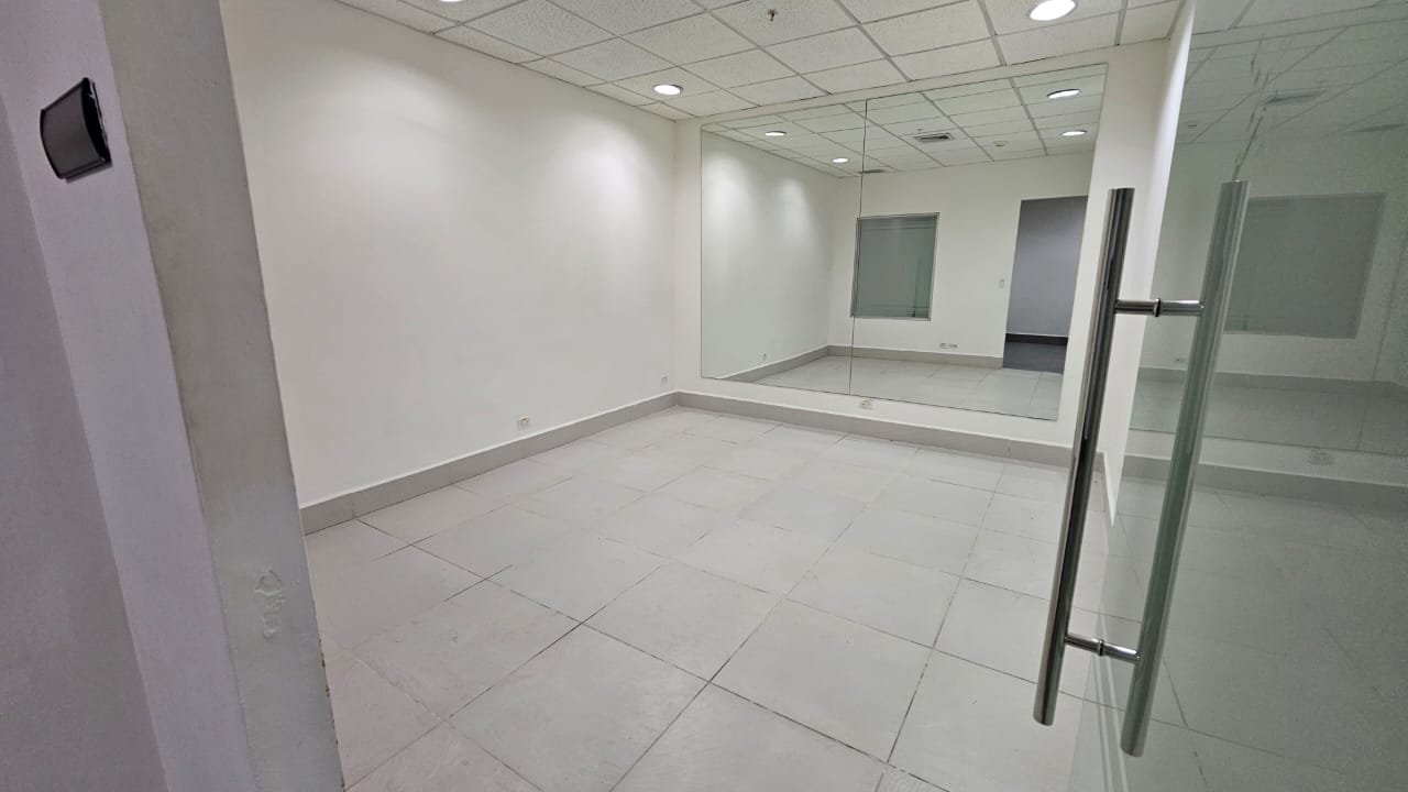 COSTA DEL ESTE – TORRE COMERCIAL PREMIUM: OFICINA DE 340M2 EN GRIS O TERMINADA
