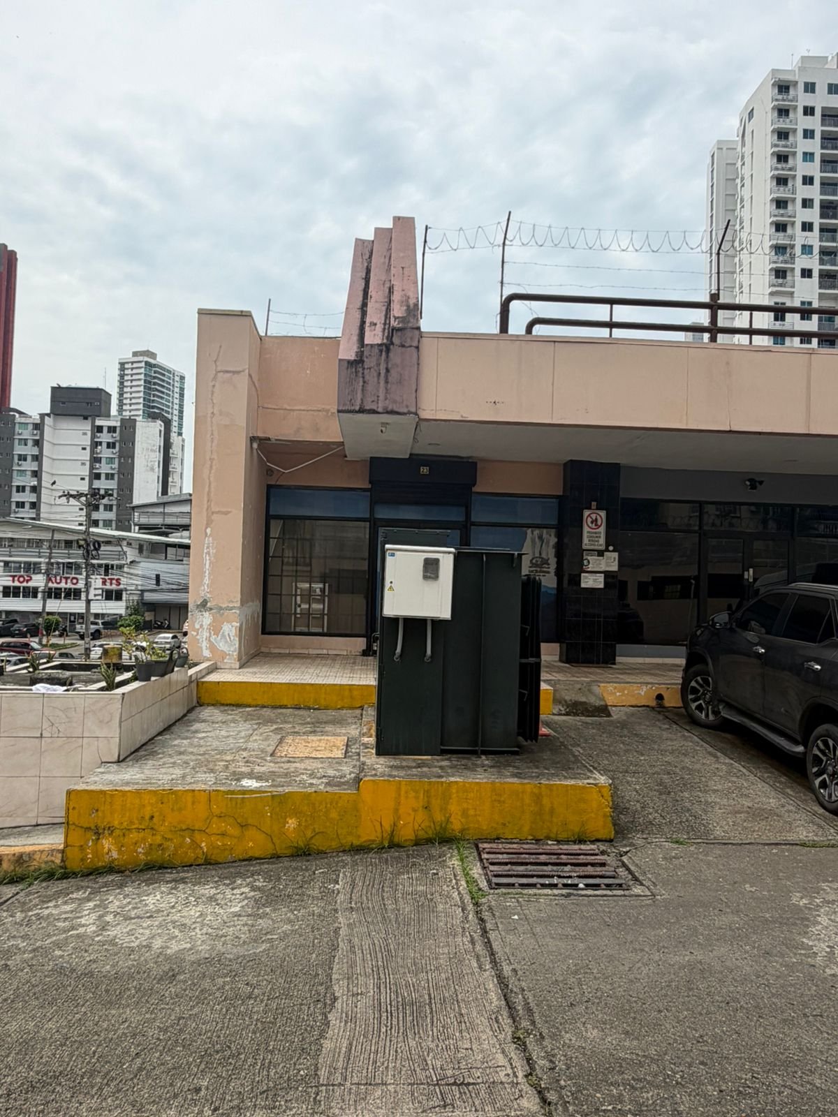 Planta Baja, Local Comercial, Vía España – Cercano a Hato Pintado, San Fernando