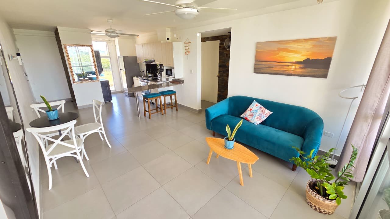 Apartamento de Playa Punta Barco: Amoblado, cercano a frente de playa