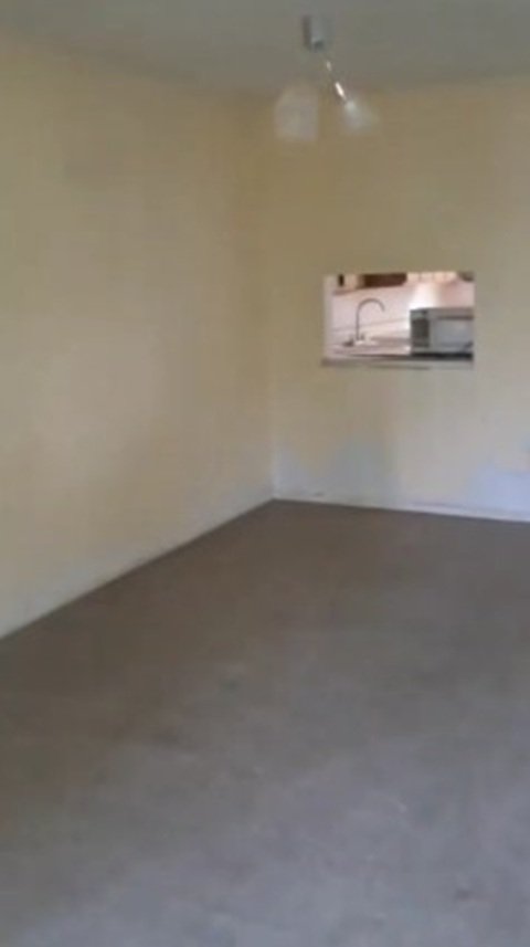 En La Falda del Cerro Ancon, con Seguridad 24/7: Casa Adosada, 3 Niveles, Bosque