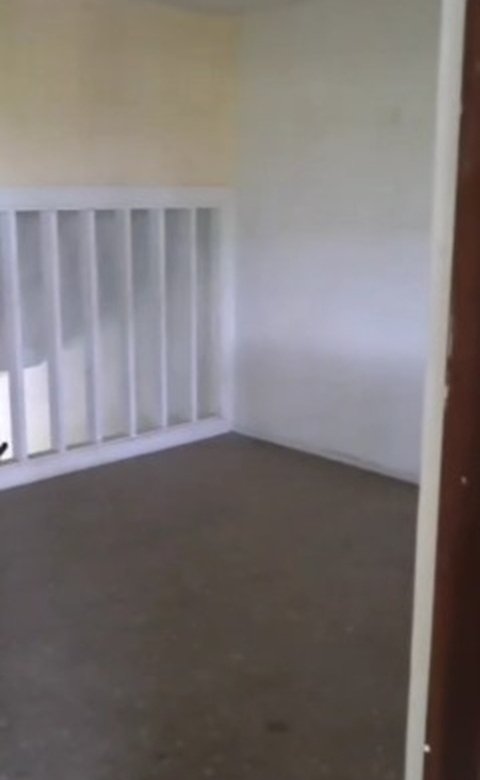 En La Falda del Cerro Ancon, con Seguridad 24/7: Casa Adosada, 3 Niveles, Bosque