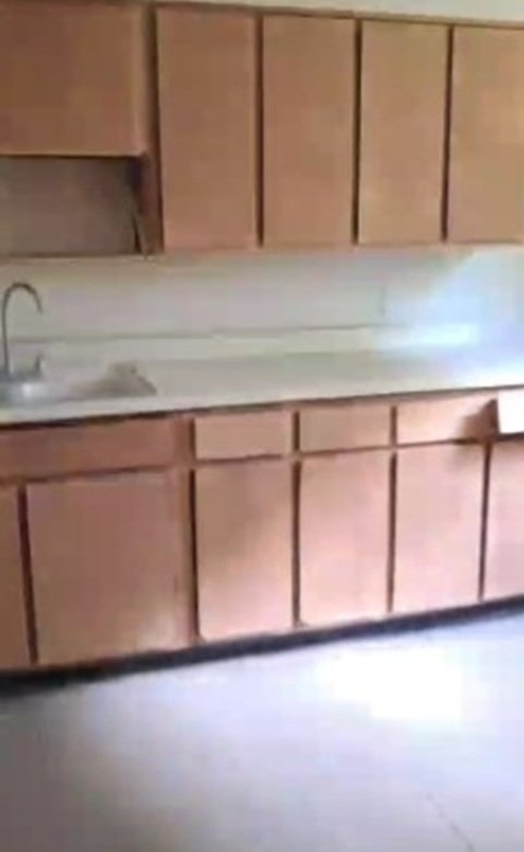 En La Falda del Cerro Ancon, con Seguridad 24/7: Casa Adosada, 3 Niveles, Bosque