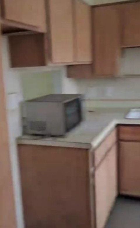 En La Falda del Cerro Ancon, con Seguridad 24/7: Casa Adosada, 3 Niveles, Bosque