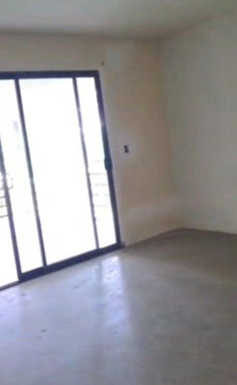 En La Falda del Cerro Ancon, con Seguridad 24/7: Casa Adosada, 3 Niveles, Bosque