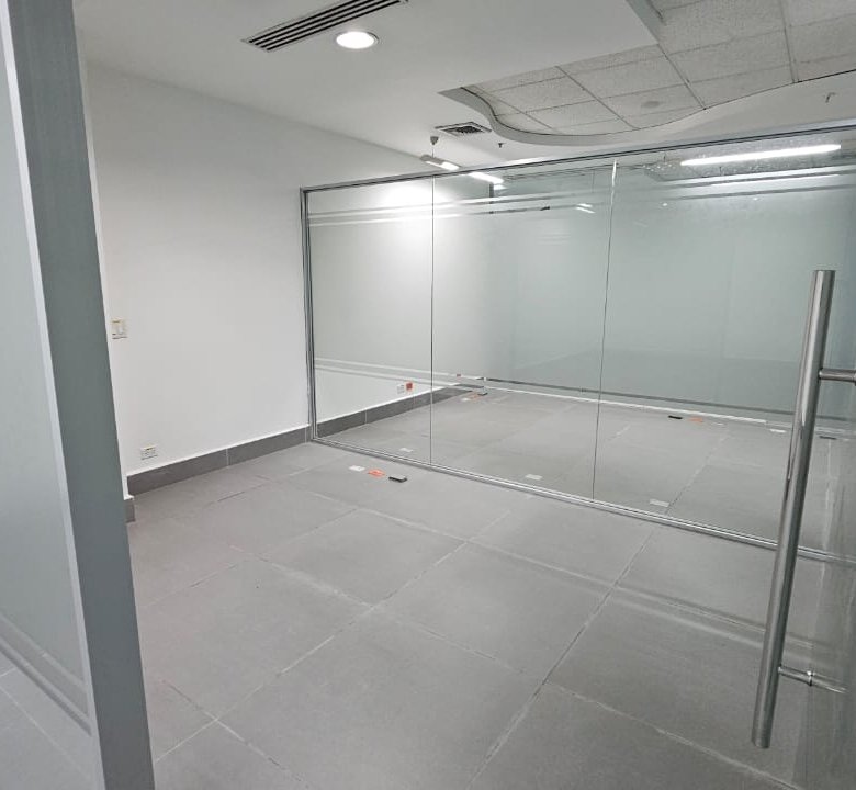 COSTA DEL ESTE – TORRE COMERCIAL PREMIUM: OFICINA DE 340M2 EN GRIS O TERMINADA